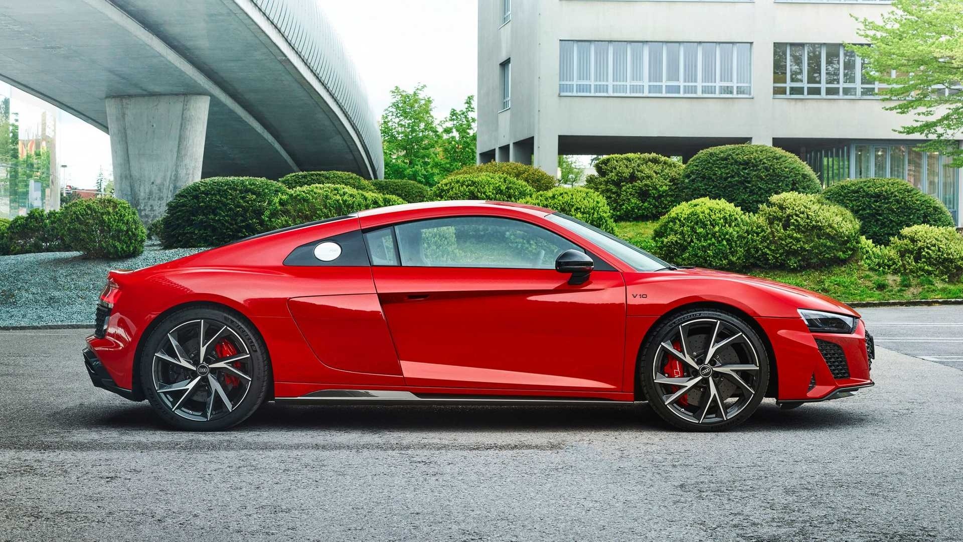 Audi R8 V10 performance RWD: le immagini ufficiali