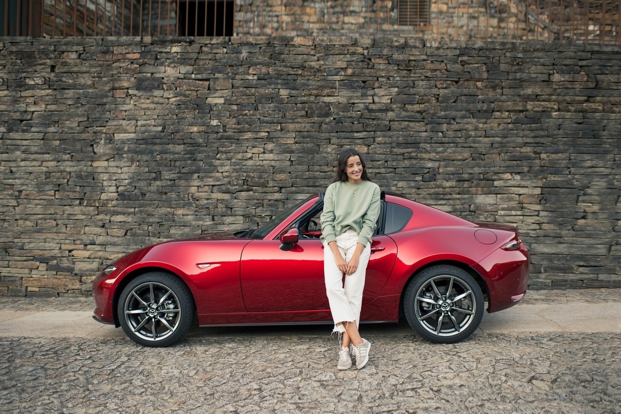 Mazda MX-5 RF 2022: immagini ufficiali