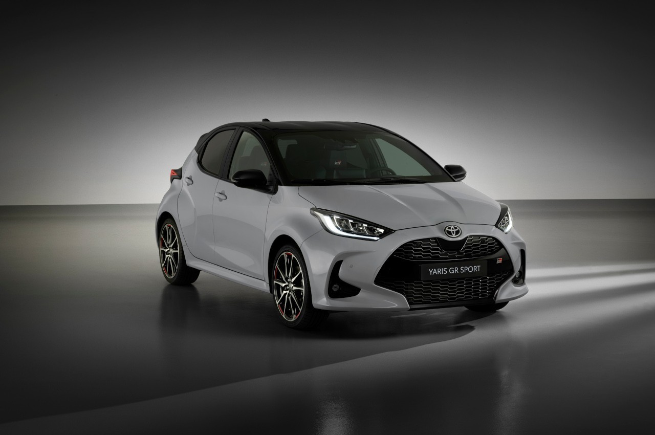 Toyota Yaris GR Sport 2022: immagini ufficiali