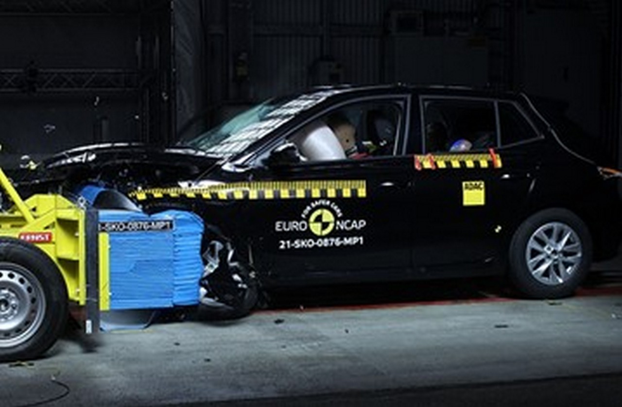 Skoda Fabia crash test EuroNcap 2021