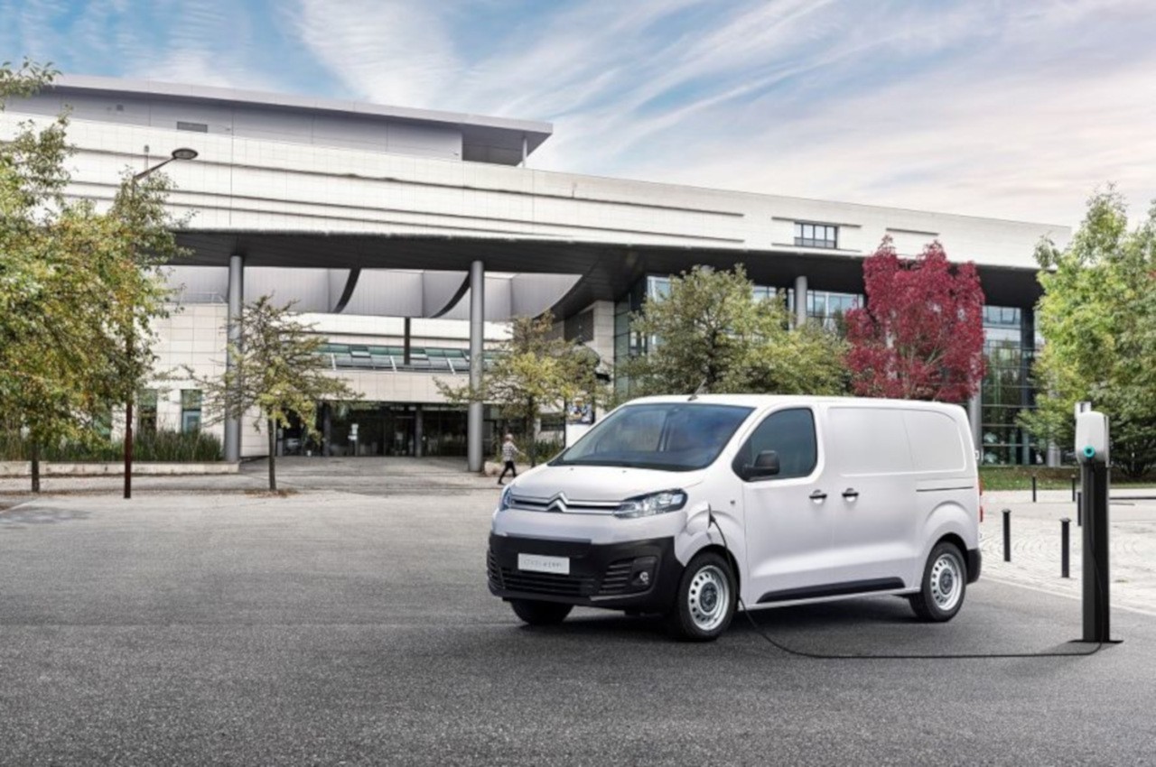 Citroen, la gamma 100% elettrica e ibrida plug-in 2021