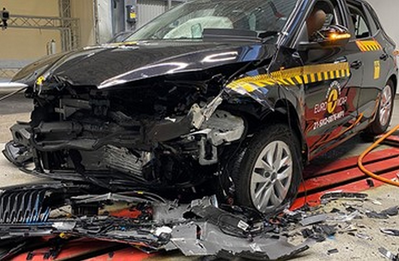 Skoda Fabia crash test EuroNcap 2021