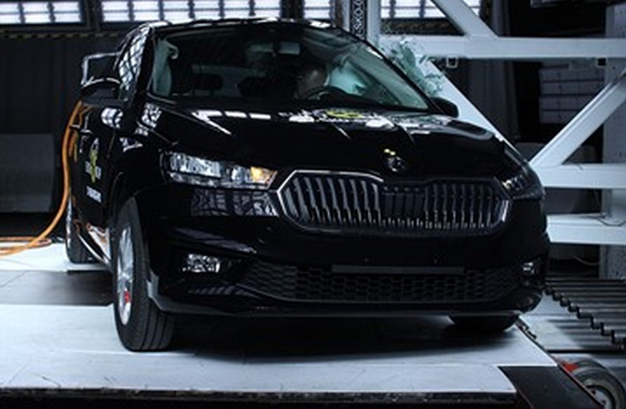 Skoda Fabia crash test EuroNcap 2021