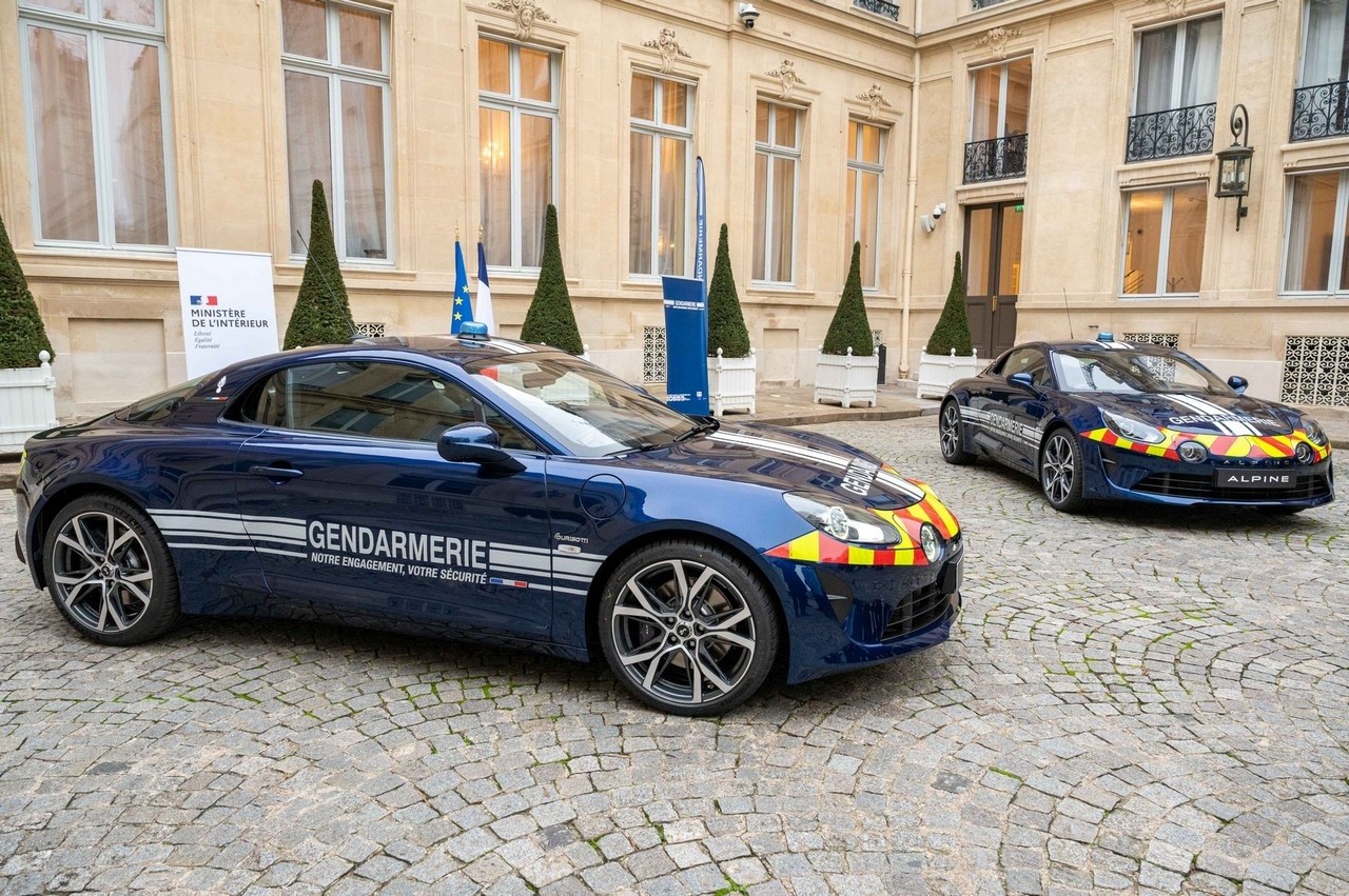 Alpine A110 Gendarmerie 2021: immagini ufficiali