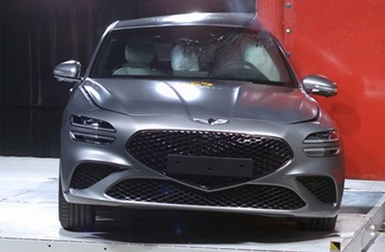 Genesis G70 crash test EuroNcap 2021