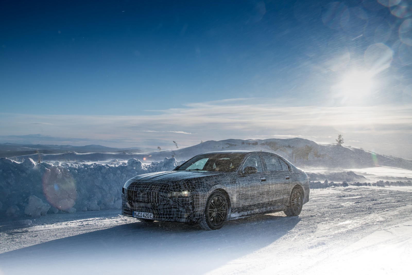 Nuova BMW i7: foto spia ufficiali