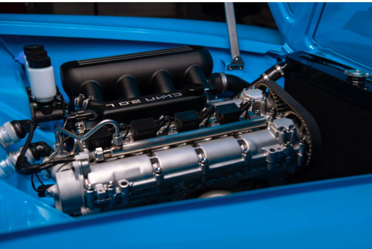 Volvo P1800: il restomod di Cyan Racing