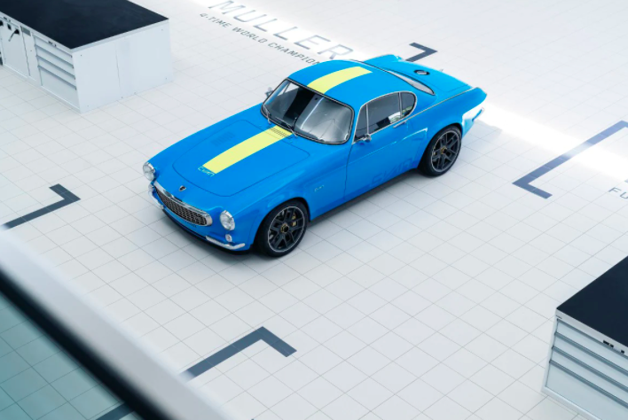 Volvo P1800: il restomod di Cyan Racing