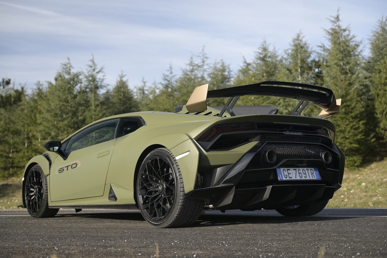 Lamborghini Huracàn STO: la prova su strada