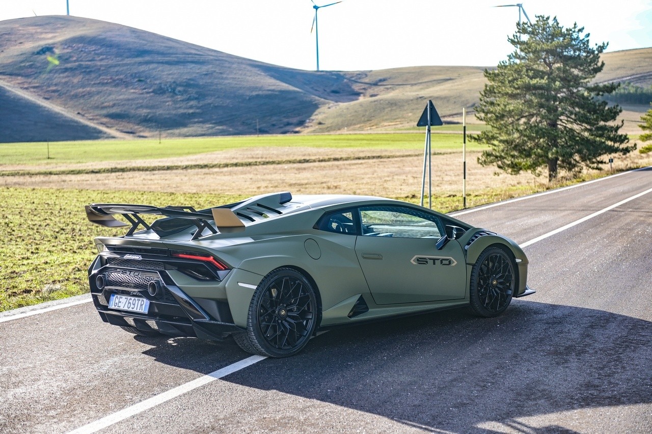 Lamborghini Huracàn STO: la prova su strada