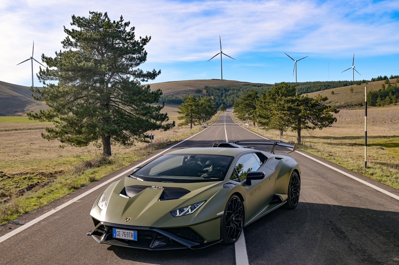 Lamborghini Huracàn STO: la prova su strada