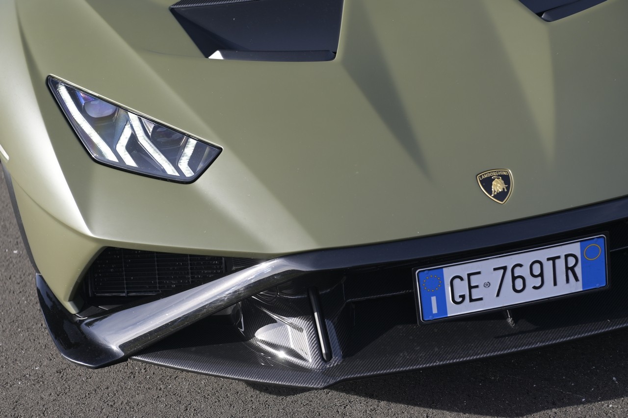 Lamborghini Huracàn STO: la prova su strada