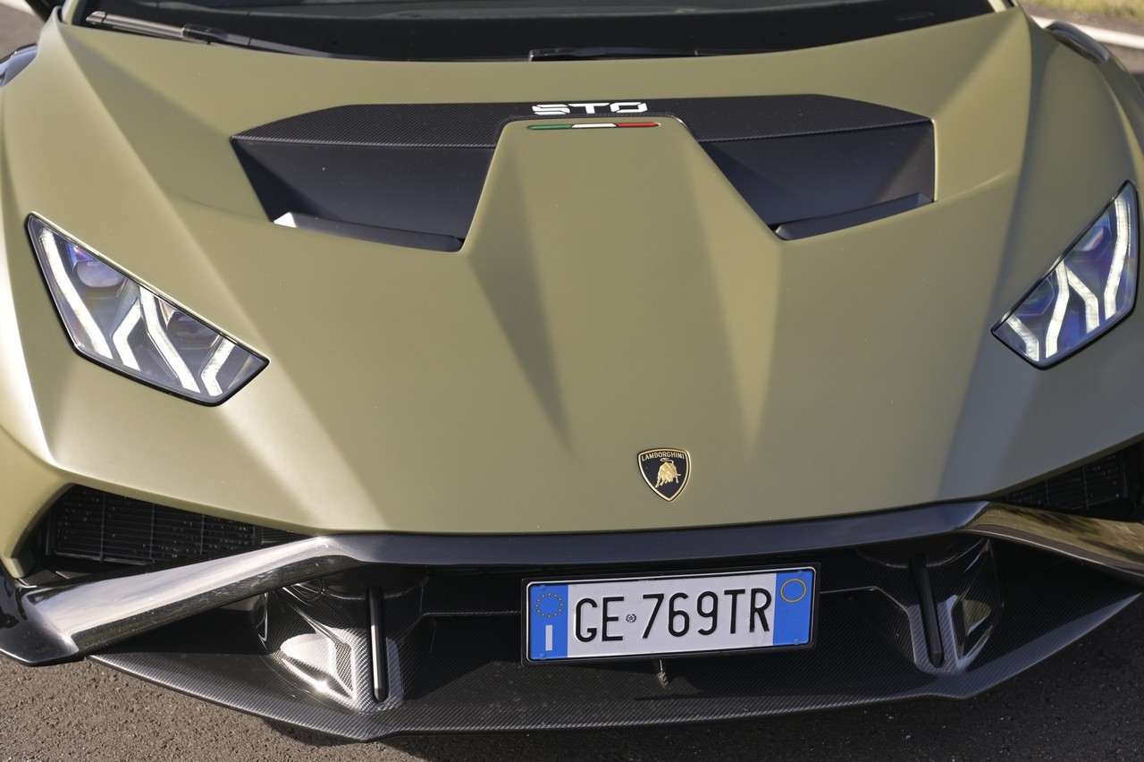 Lamborghini Huracàn STO: la prova su strada