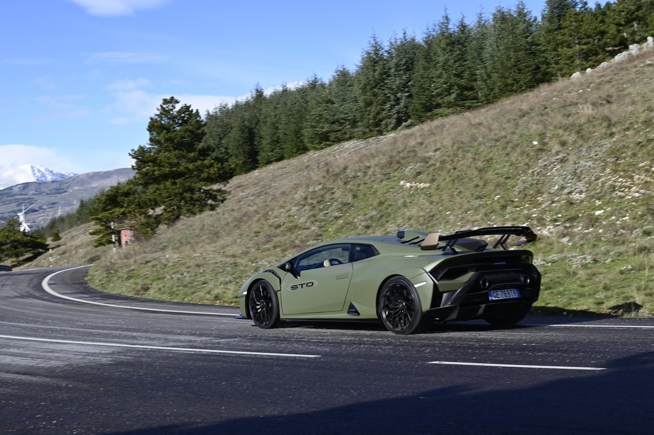 Lamborghini Huracàn STO: la prova su strada