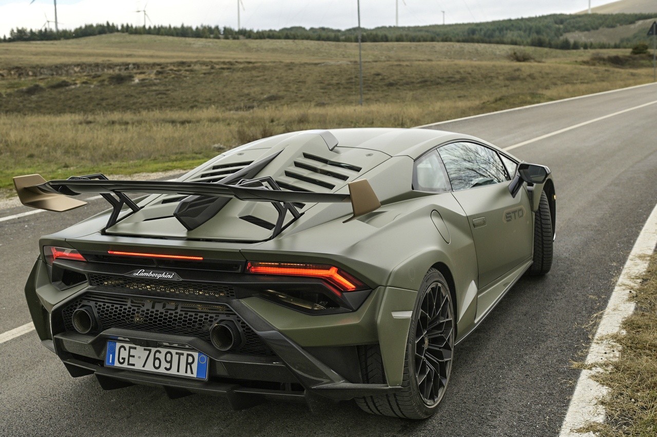 Lamborghini Huracàn STO: la prova su strada