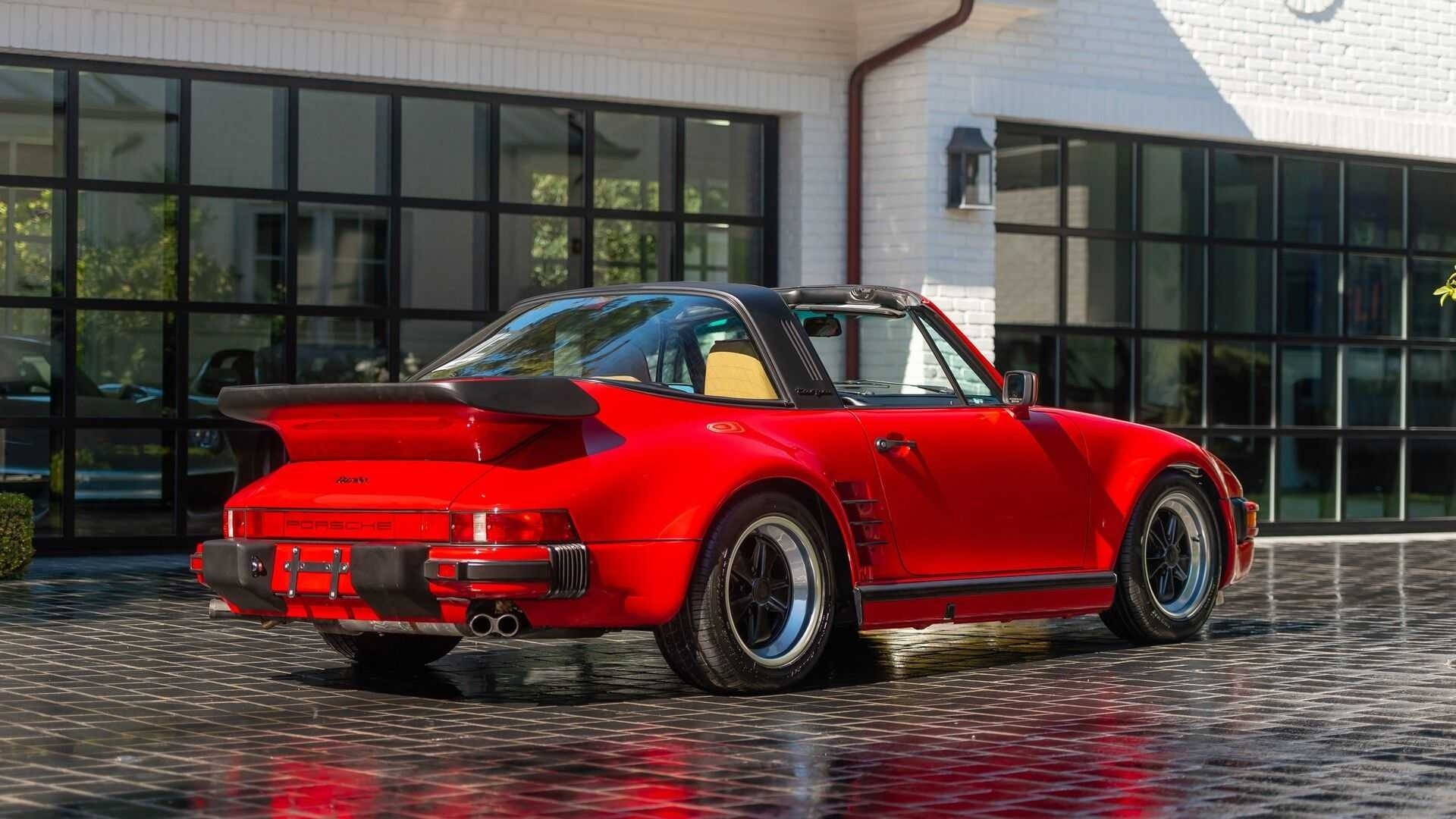 Porsche: all’asta una 911 Turbo Targa Flachbau