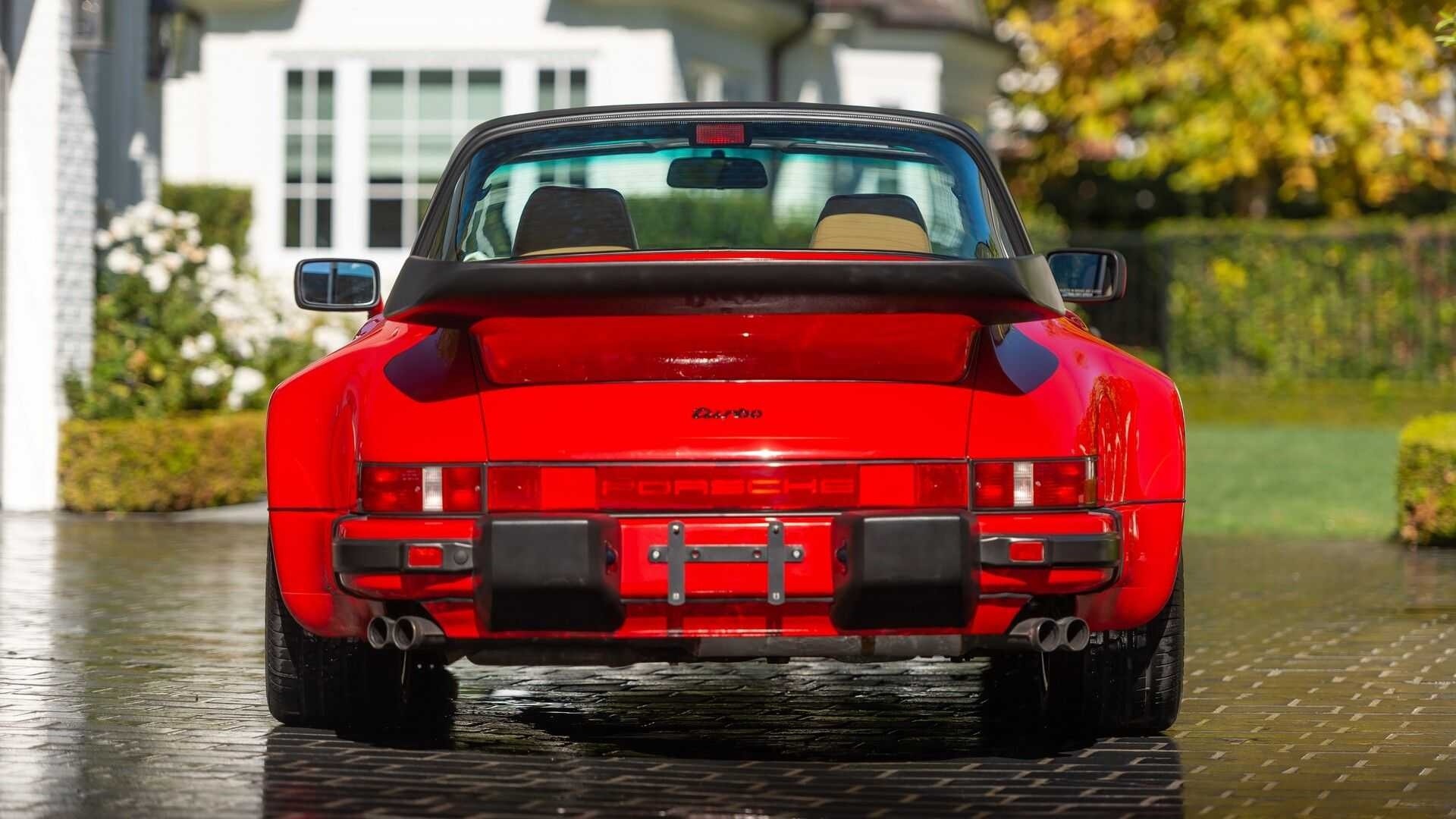 Porsche: all’asta una 911 Turbo Targa Flachbau