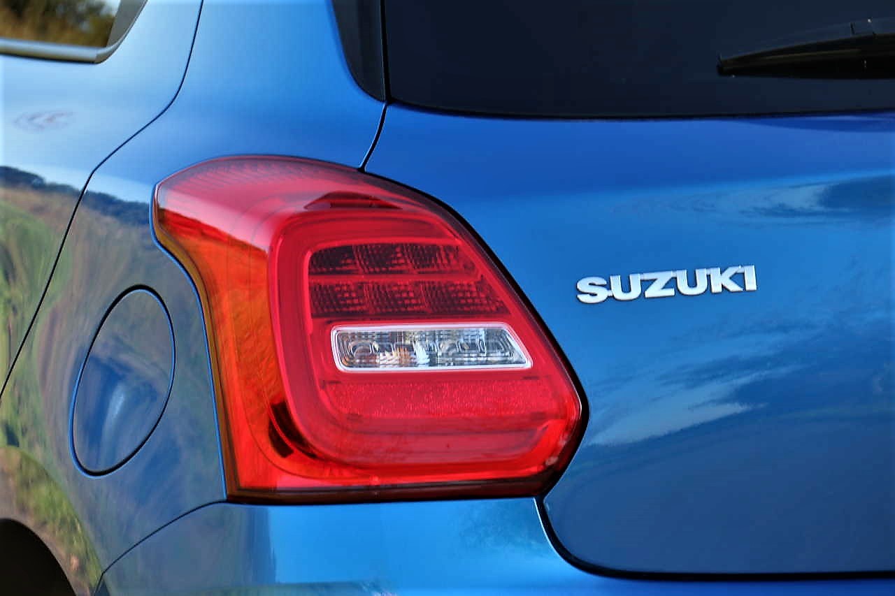 Suzuki Swift Hybrid 1.2 4WD TOP, la prova su strada