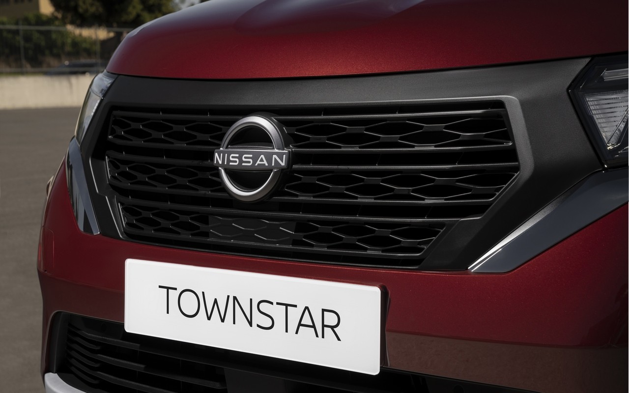 Nissan Townstar: le immagini ufficiali