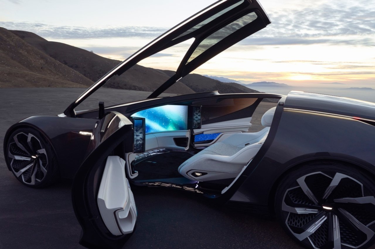 Cadillac InnerSpace Concept 2022: immagini ufficiali