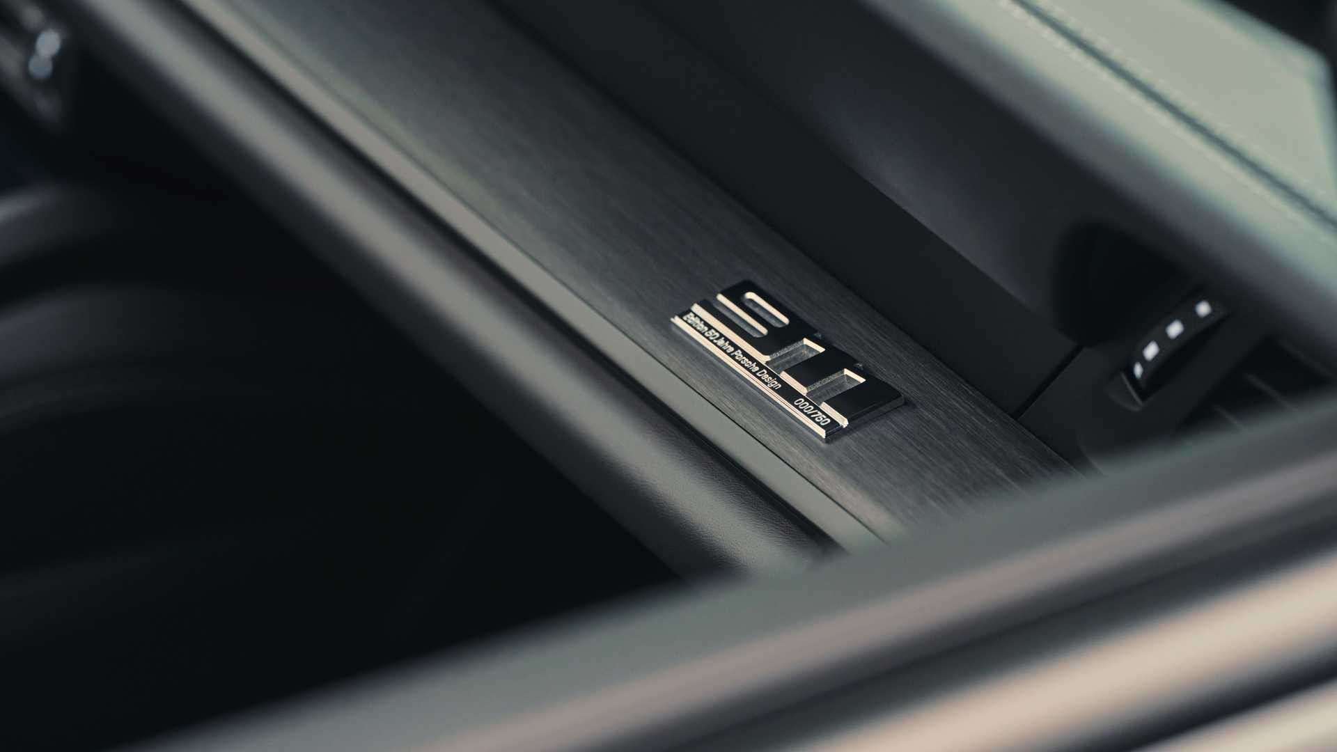 Porsche 911 Edition 50 Years Porsche Design: le immagini ufficiali