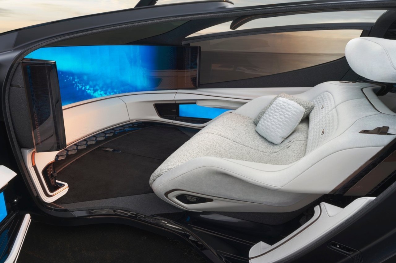 Cadillac InnerSpace Concept 2022: immagini ufficiali