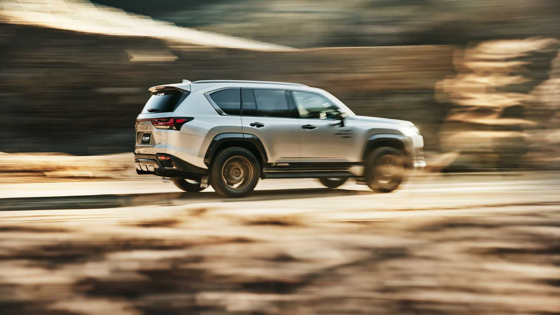 Lexus LX 600 Offroad by Jaos: le immagini ufficiali