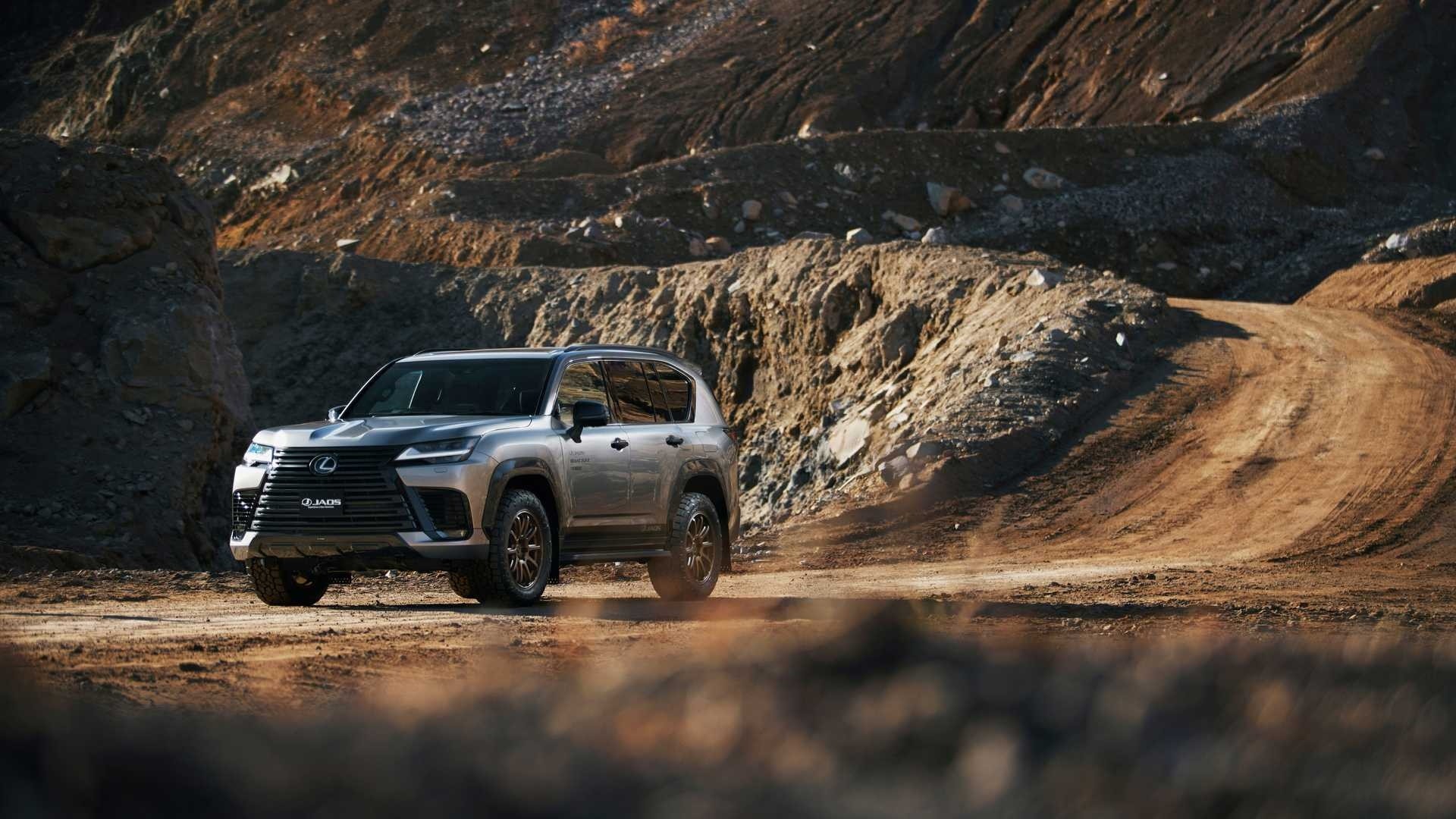 Lexus LX 600 Offroad by Jaos: le immagini ufficiali