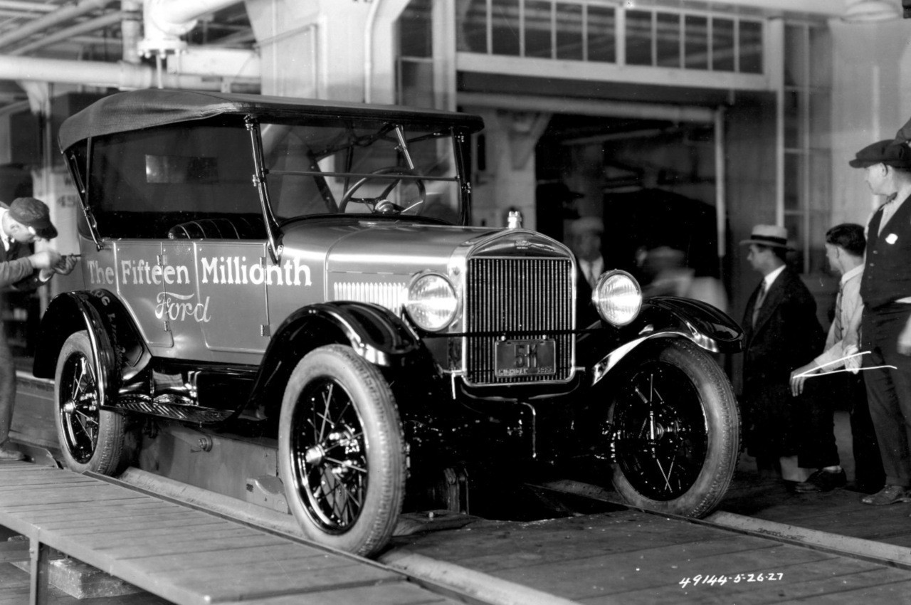 Ford Model T 1908-1927, storia del modello e catena di montaggio