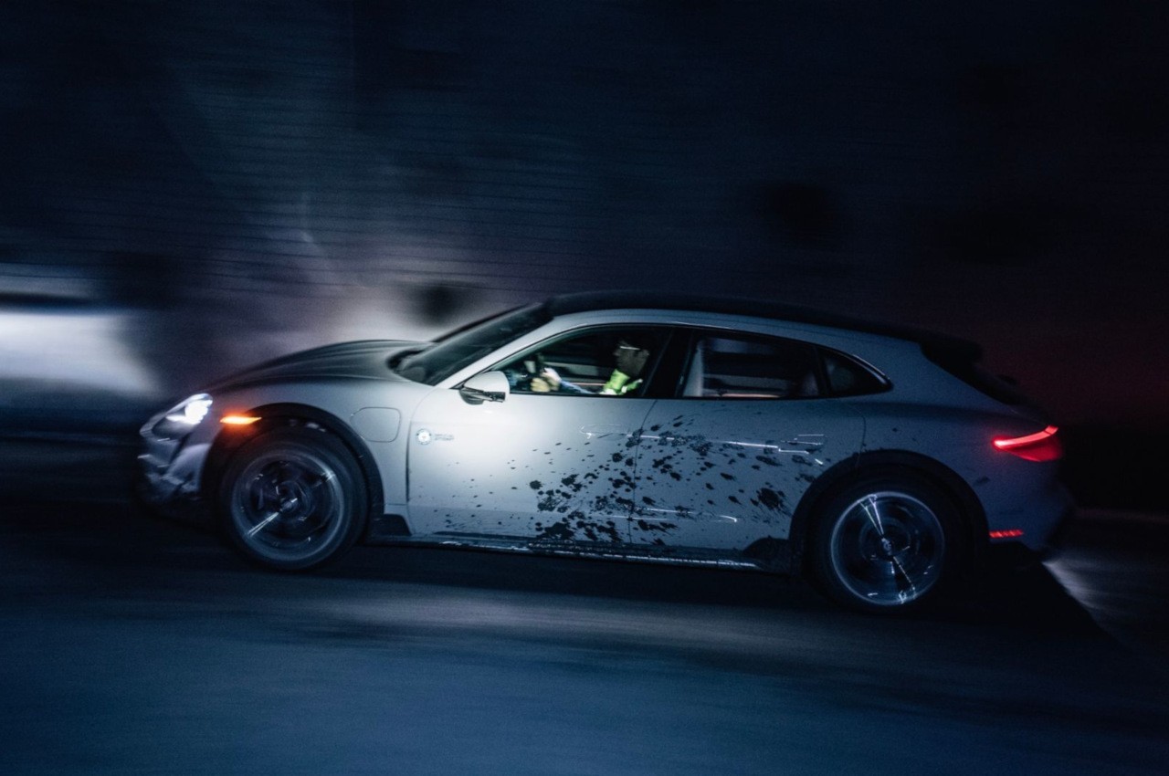 Porsche Taycan Cross Turismo: Guinness World Record di percorrenza negli USA