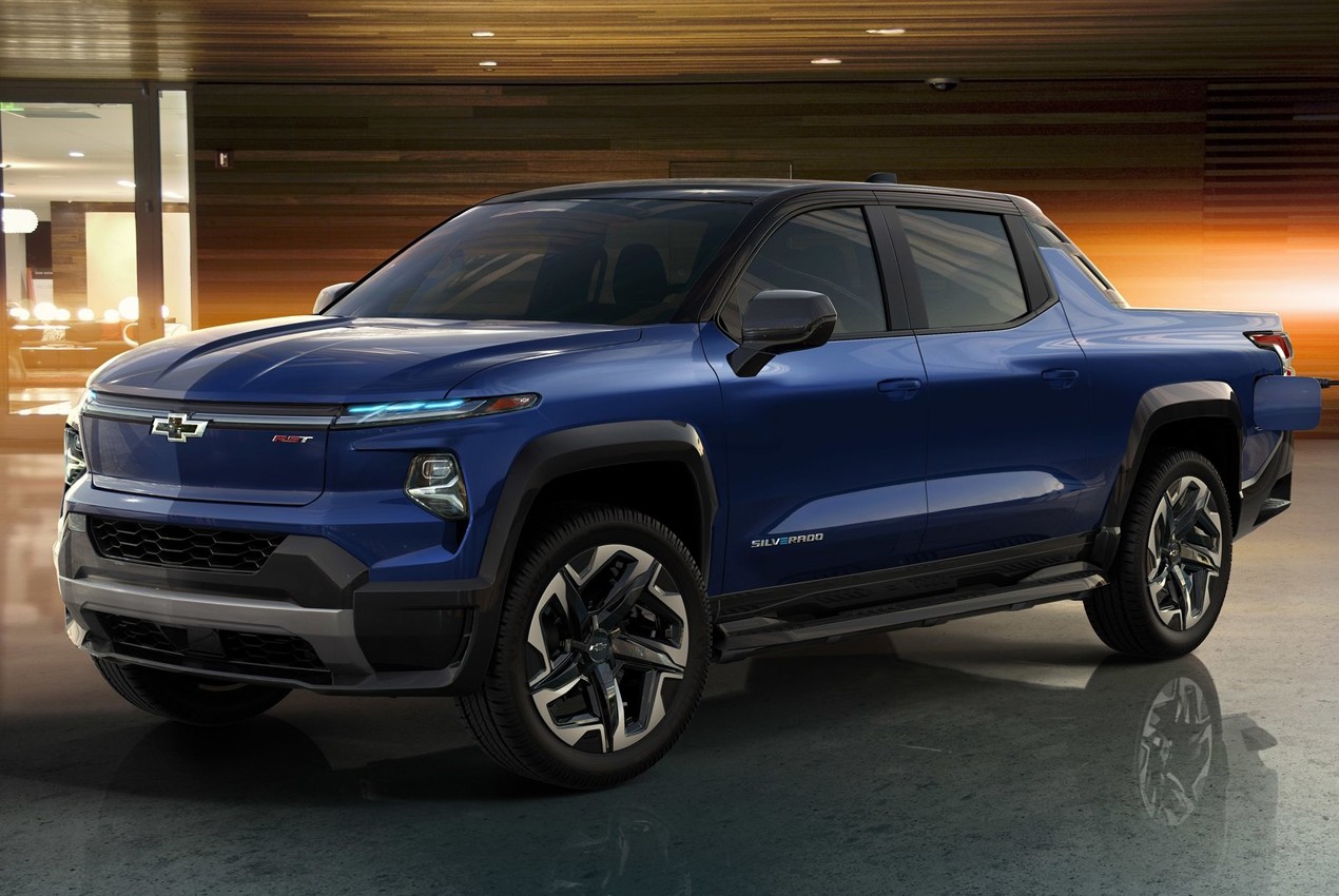 Chevrolet Silverado EV: immagini ufficiali