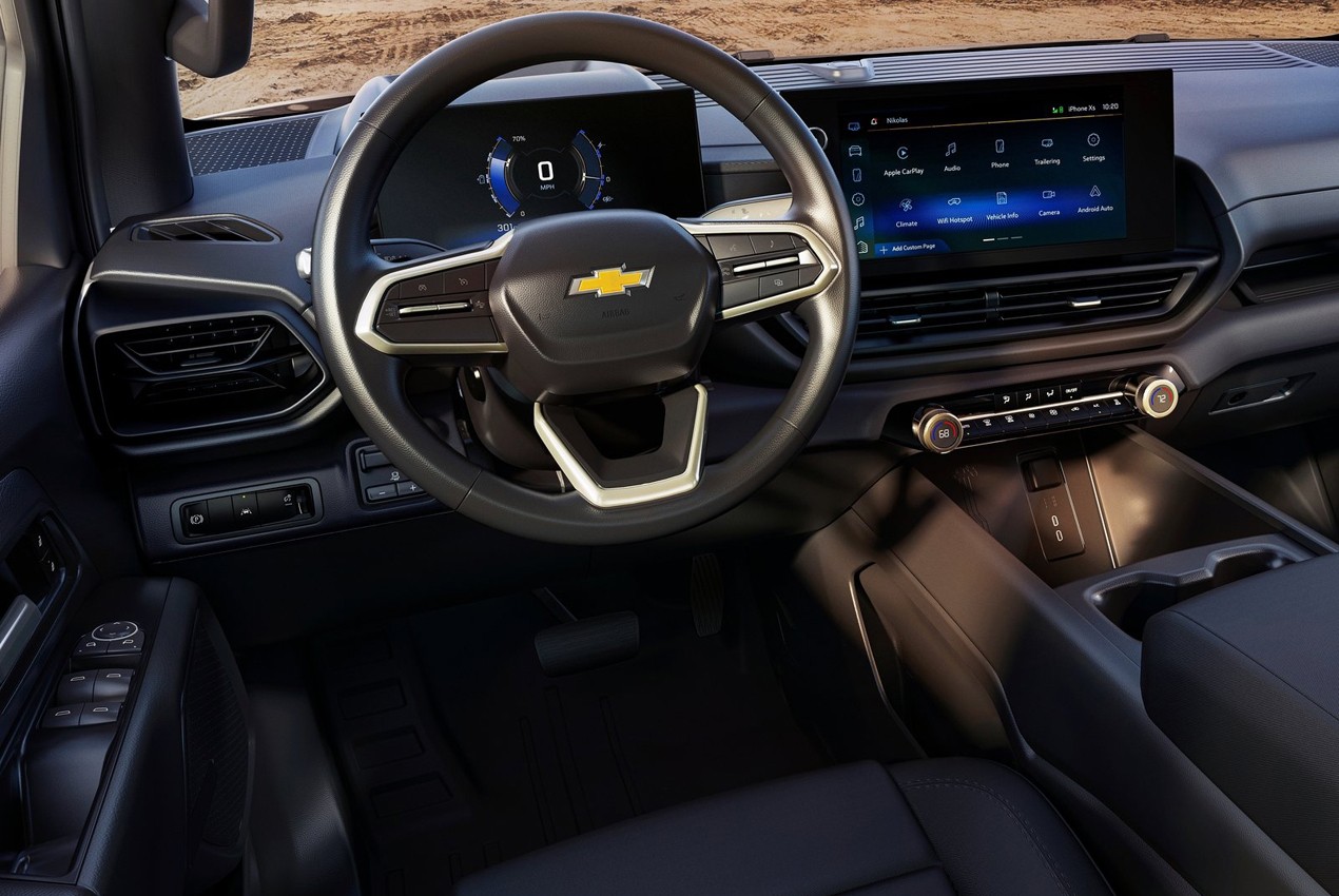 Chevrolet Silverado EV: immagini ufficiali