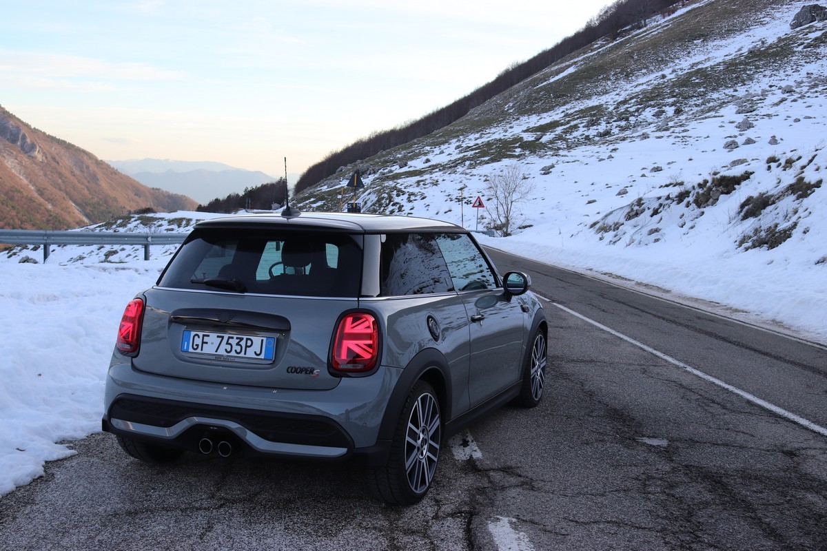 MINI Cooper S: prova su strada