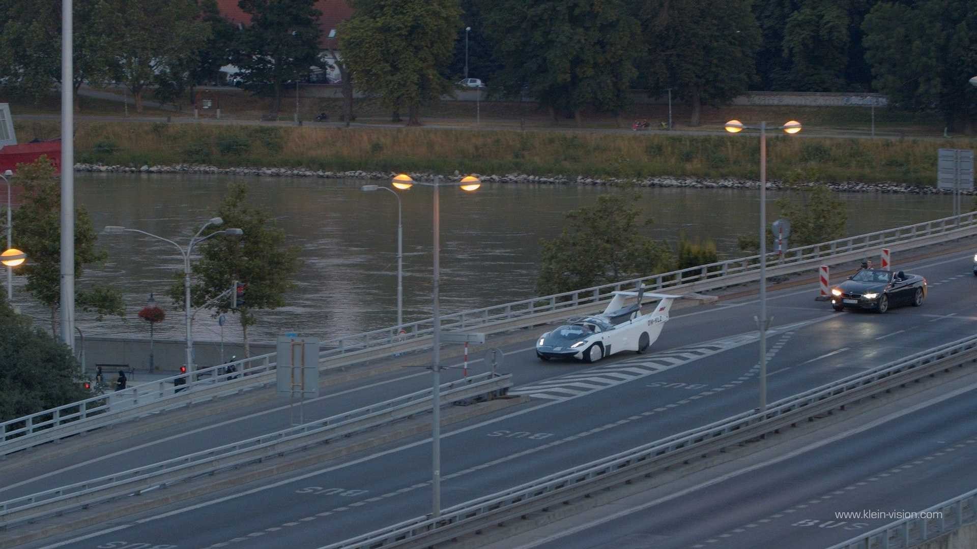 Klein Vision Flying Car: le immagini ufficiali