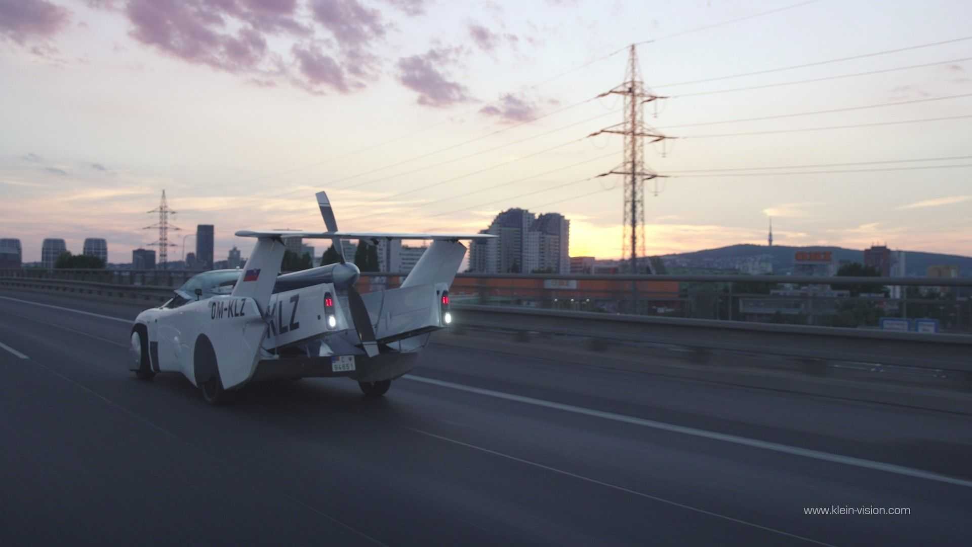 Klein Vision Flying Car: le immagini ufficiali