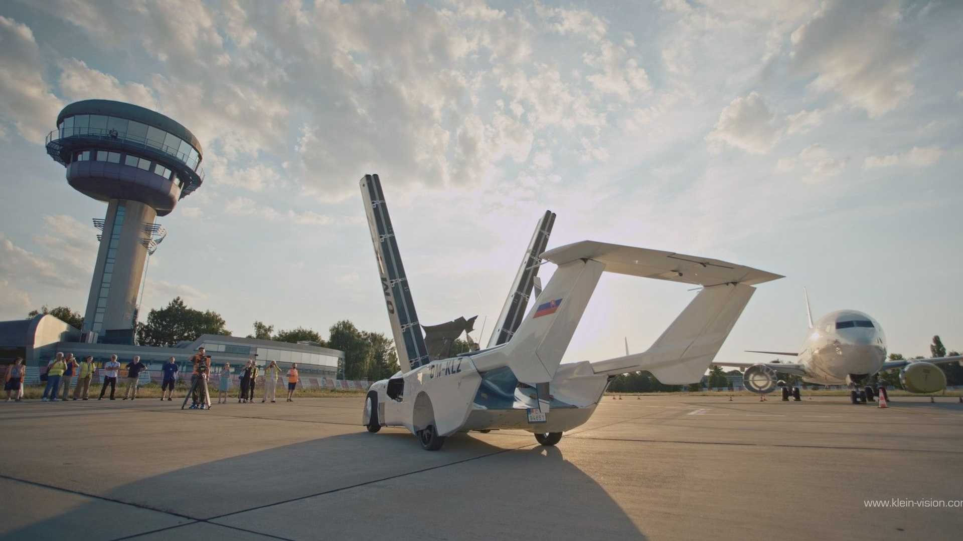 Klein Vision Flying Car: le immagini ufficiali