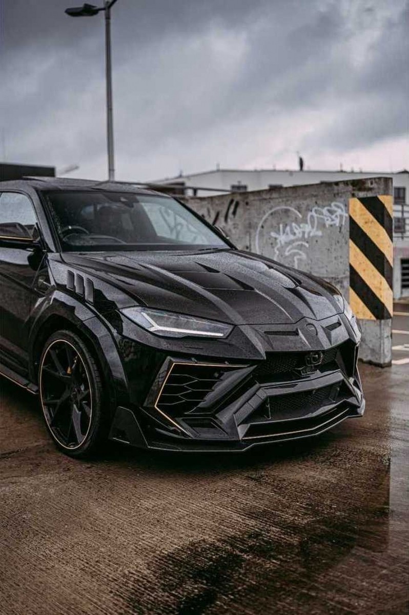 Lamborghini Urus by Mansory ed MTM