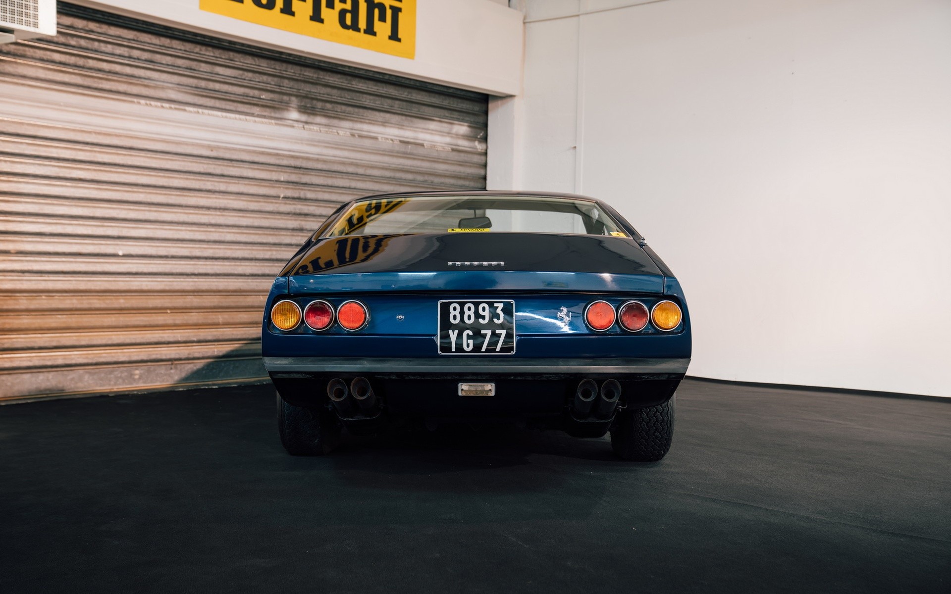 Una Ferrari 365 GTC/4 in vendita all'asta: le immagini ufficiali