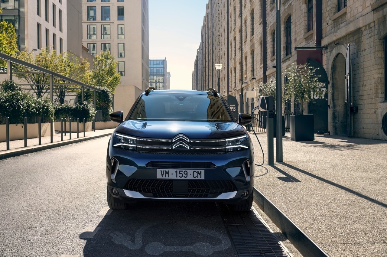 Citroen C5 Aircross 2022: nuove immagini ufficiali