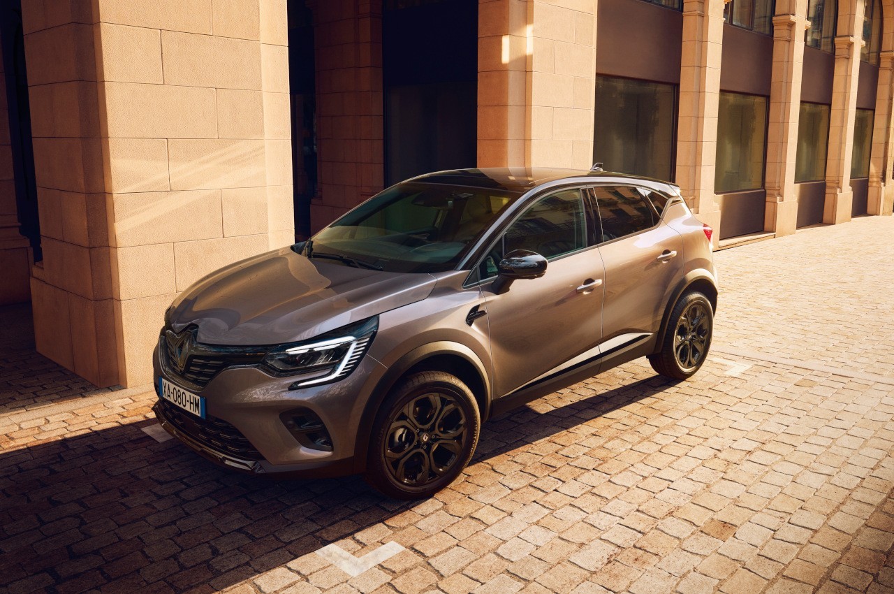 Renault Captur Rive Gauche 2022: immagini ufficiali