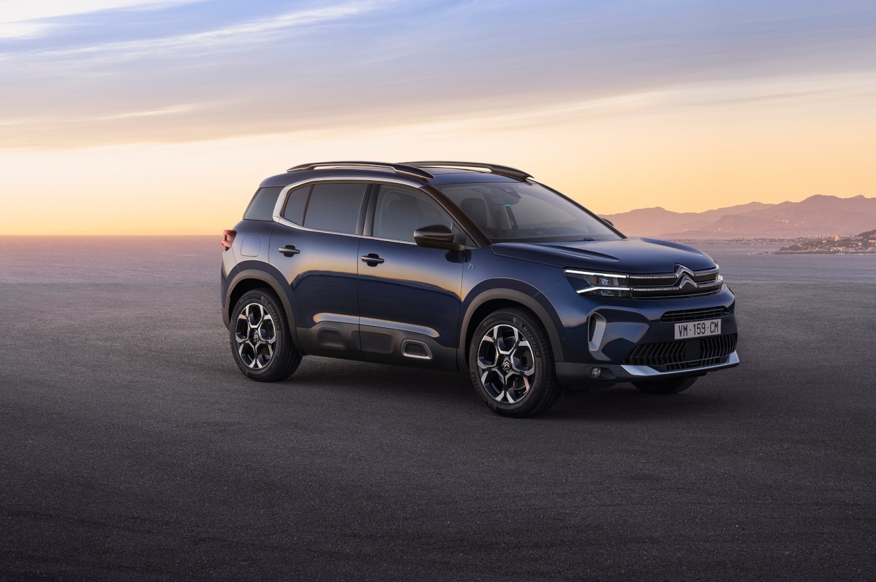 Citroen C5 Aircross 2022: nuove immagini ufficiali