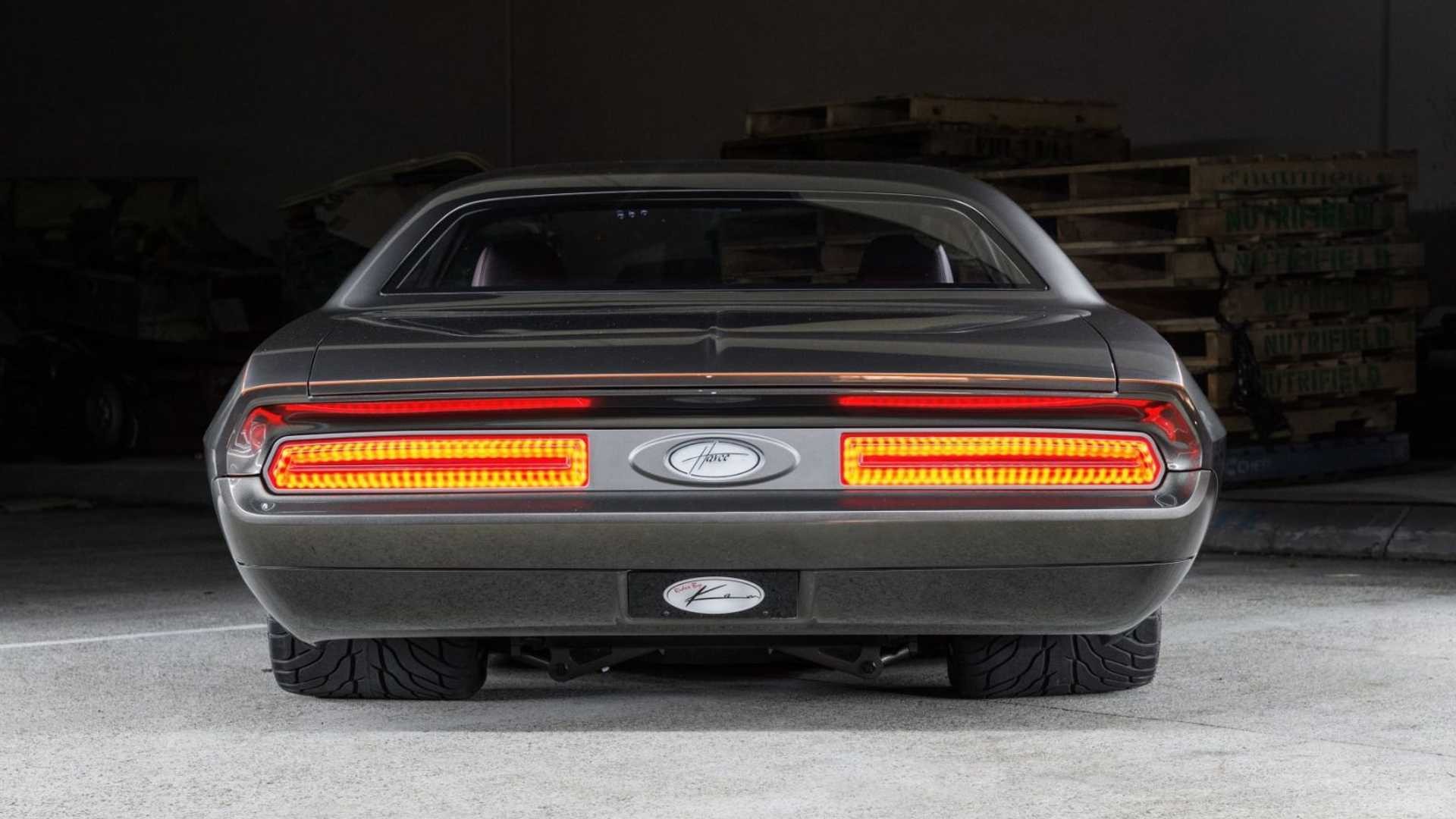 Dodge Challenger da 2500 CV: le immagini