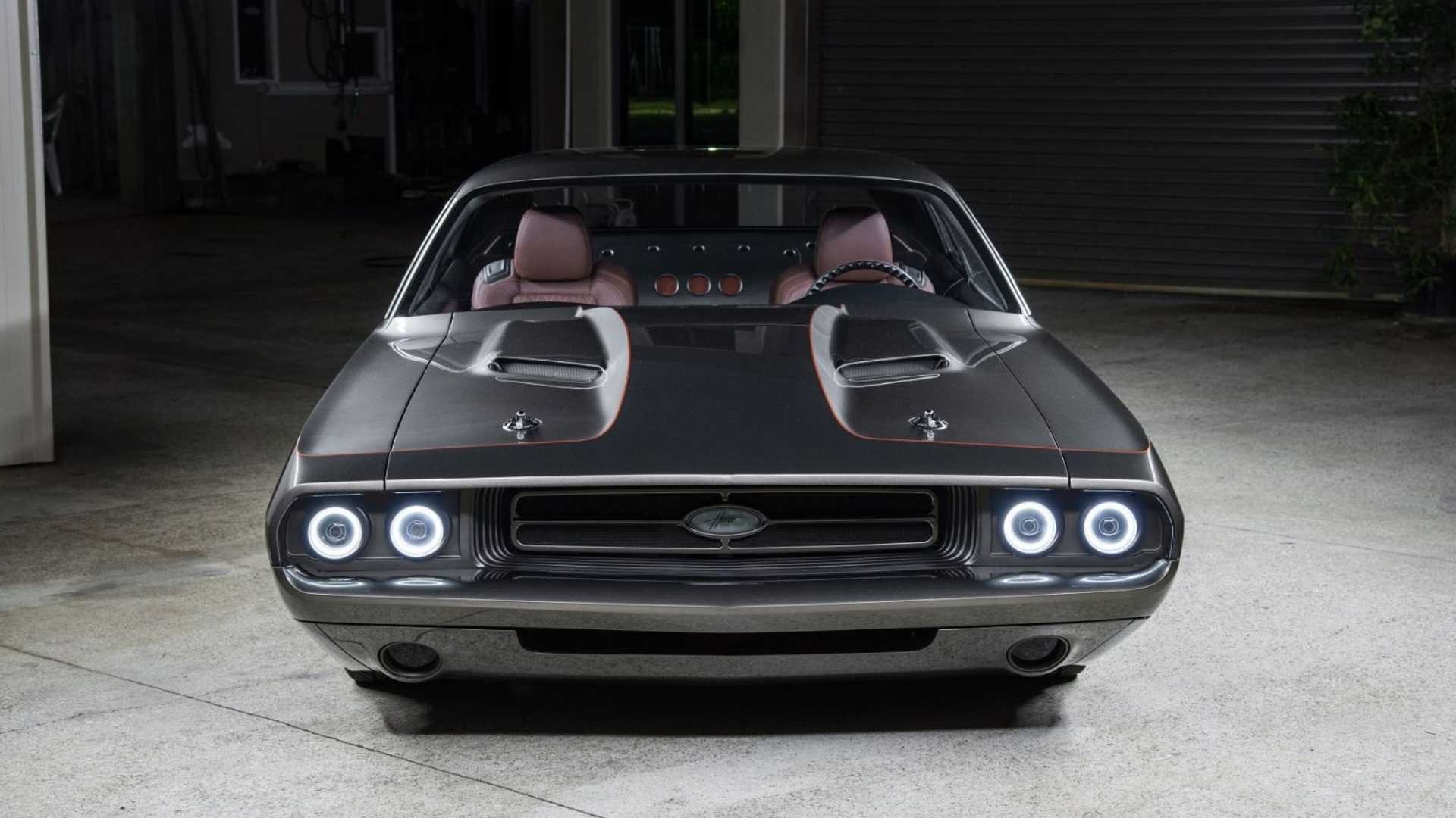 Dodge Challenger da 2500 CV: le immagini