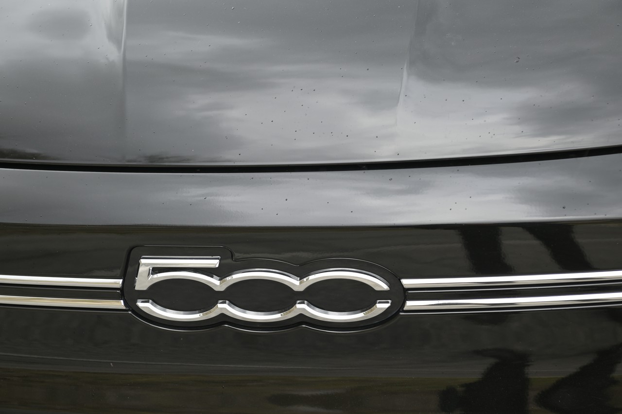 Fiat 500e Icon: la prova su strada