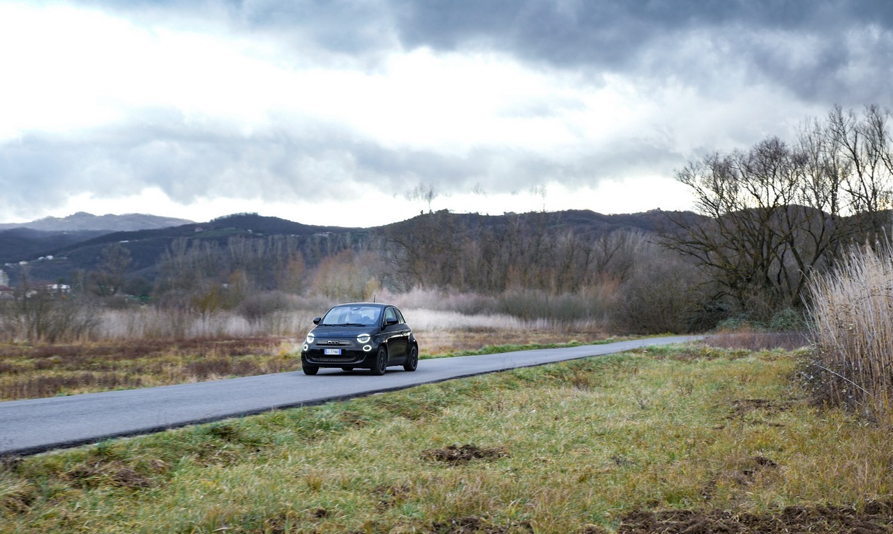 Fiat 500e Icon: la prova su strada