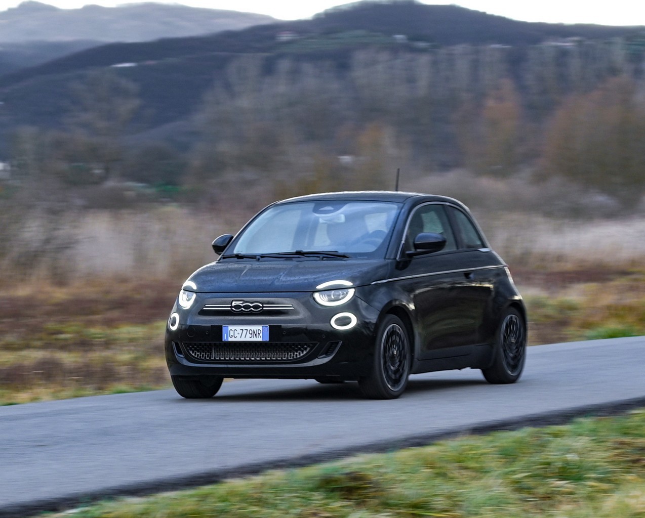 Fiat 500e Icon: la prova su strada