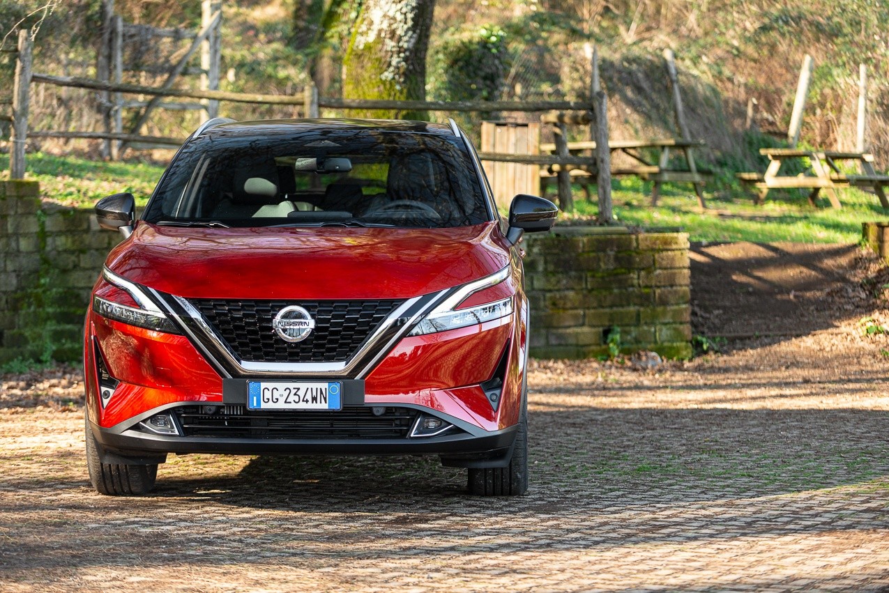 Nissan Qashqai 1.3 DIG-T 158 CV Xtronic: prova su strada