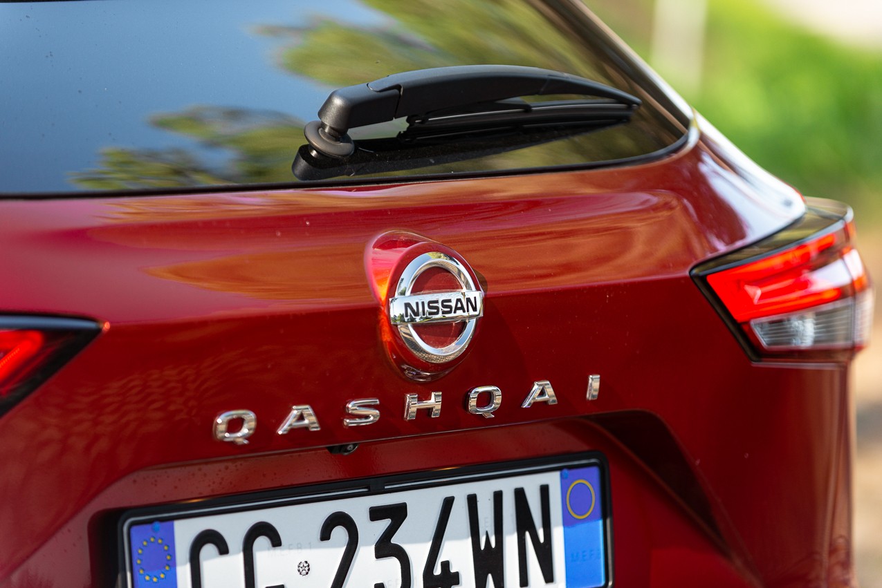 Nissan Qashqai 1.3 DIG-T 158 CV Xtronic: prova su strada