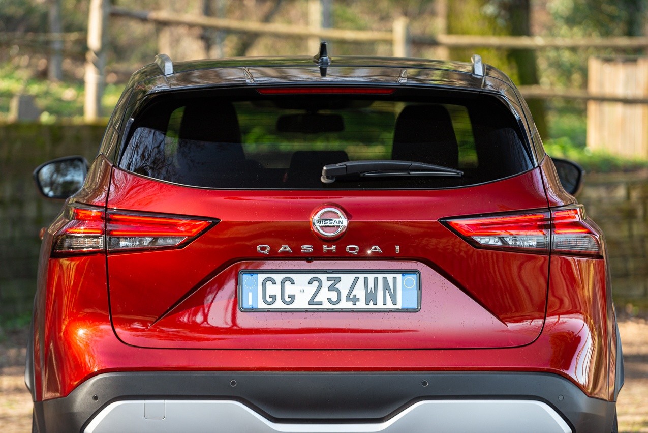 Nissan Qashqai 1.3 DIG-T 158 CV Xtronic: prova su strada