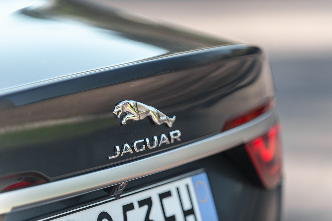 Jaguar XF D200: la prova su strada